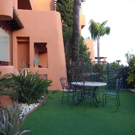 Selecta Oasis Apartment